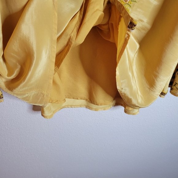 Sundance Yellow Embroidered Bird Floral Tunic Blouse With Bell Sleeves Ladies XS - Picture 7 of 9